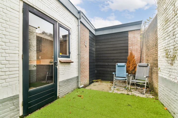 Foto 11 van Kastanjelaan 1