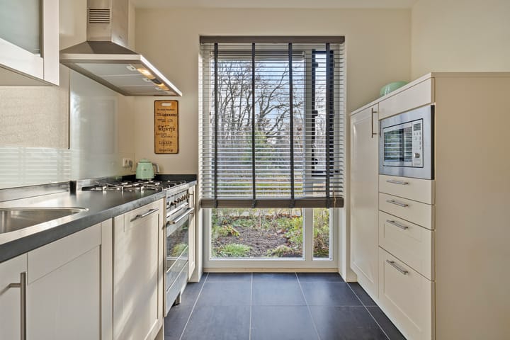 Foto 2 van Biezenloop 82