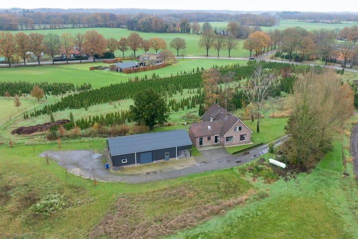 Foto 1 van Middelerstraat 11