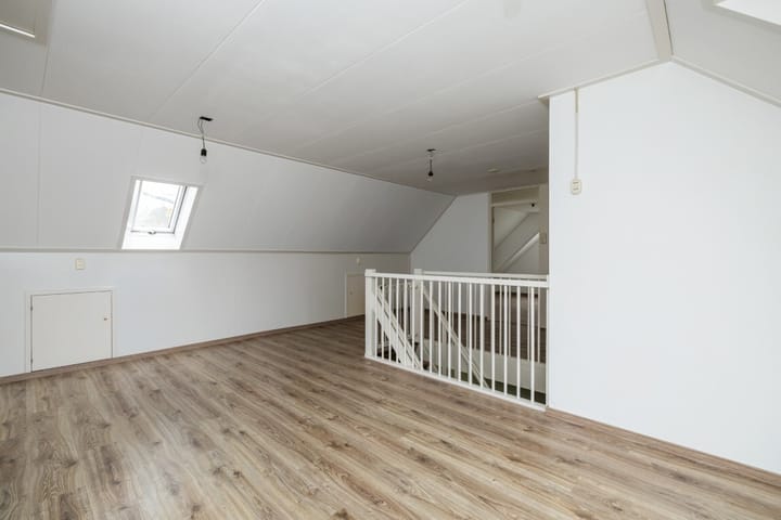 Foto 28 van Middelerstraat 11