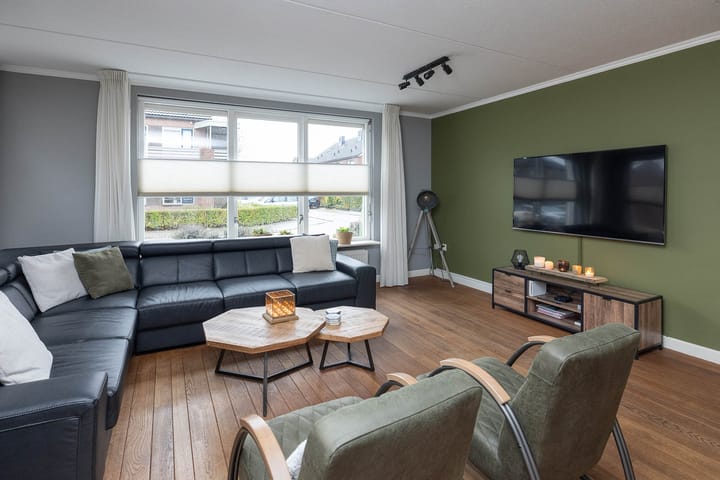 Foto 5 van Brahmsstraat 8