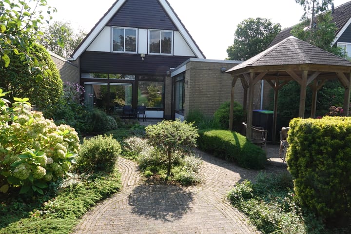 Foto 2 van Patiostraat 10