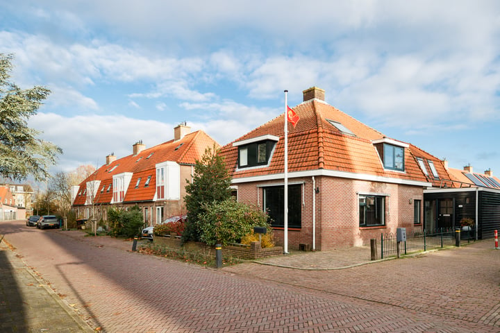 View photo 28 of Lobbendijk 11