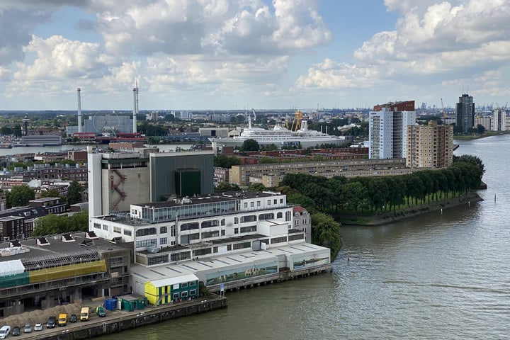 Bekijk foto 17 van Landverhuizersplein 67