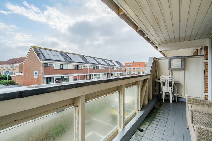 Bekijk foto 36 van Eisenhowerstraat 222