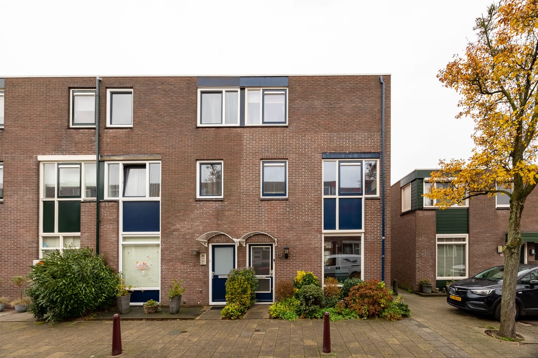 Photo 1 of Dr. A. Brediusstraat 19