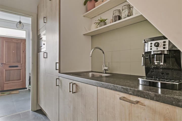 Foto 7 van Tesselsestraat 8