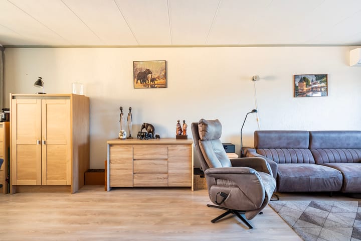 Photo 13 of Mgr. W.M. Bekkerslaan 8