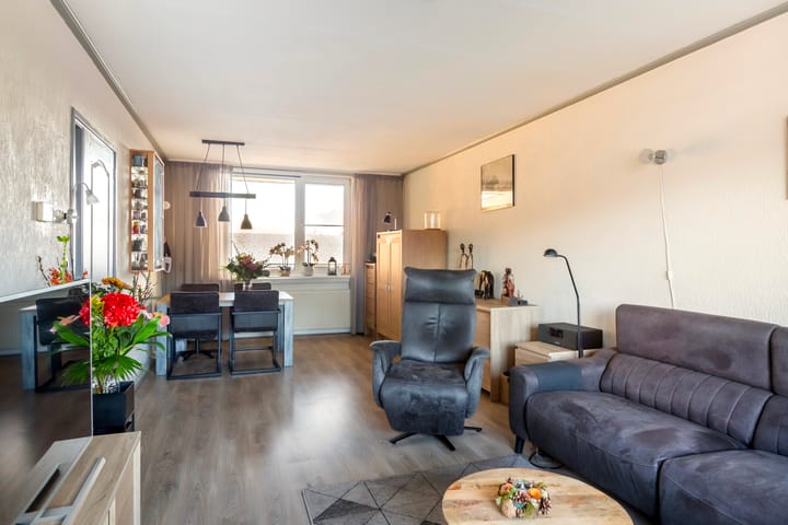 Photo 3 of Mgr. W.M. Bekkerslaan 8