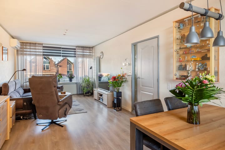 Photo 16 of Mgr. W.M. Bekkerslaan 8