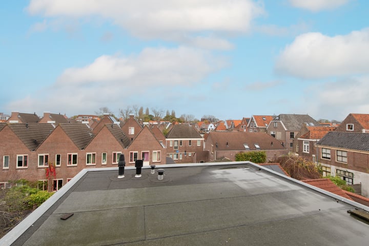 View photo 19 of Verdronkenoord 12-M