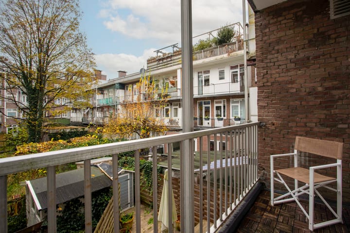 Foto 15 van Baffinstraat 10-1