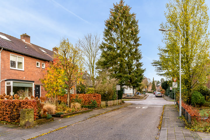 Bekijk foto 35 van Maatweg 14