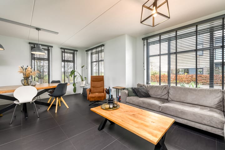 Foto 5 van Nienke van Hichtumweg 35