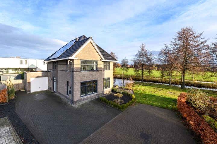 Foto 2 van Nienke van Hichtumweg 35