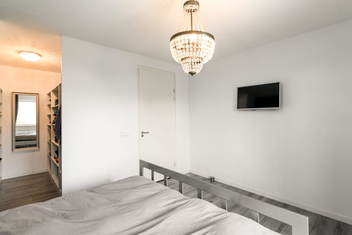 Foto 21 van Nienke van Hichtumweg 35