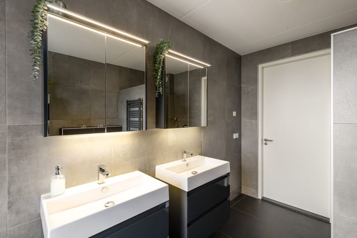 Foto 29 van Nienke van Hichtumweg 35