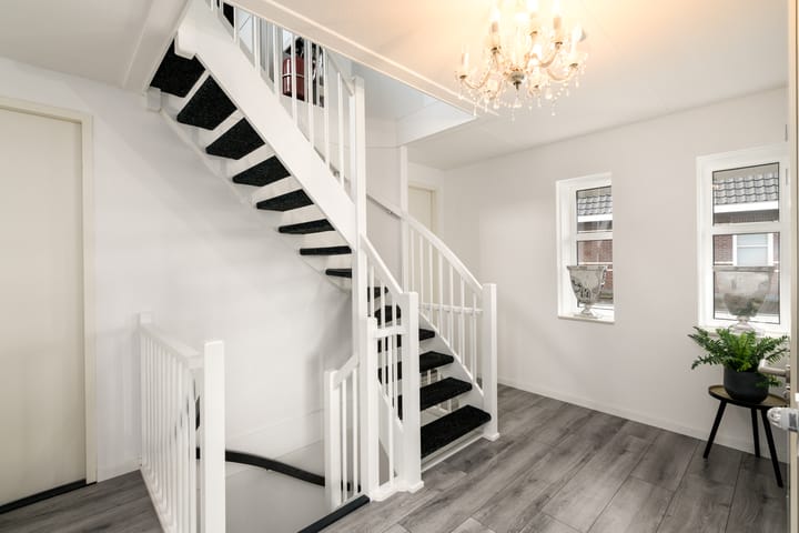 Foto 31 van Nienke van Hichtumweg 35