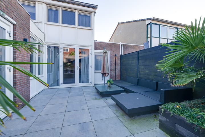 Foto 19 van Botertonstraat 9