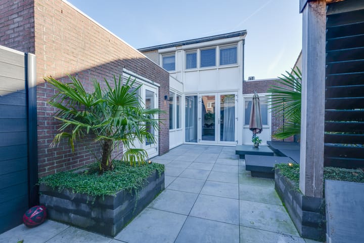 Foto 25 van Botertonstraat 9