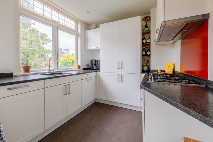 Foto 11 van Dresselhuysstraat 16-B02