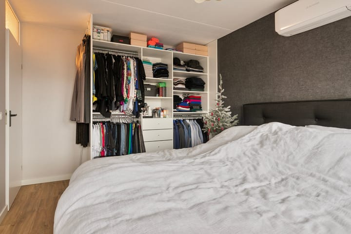 Foto 24 van Lorentzstraat 8