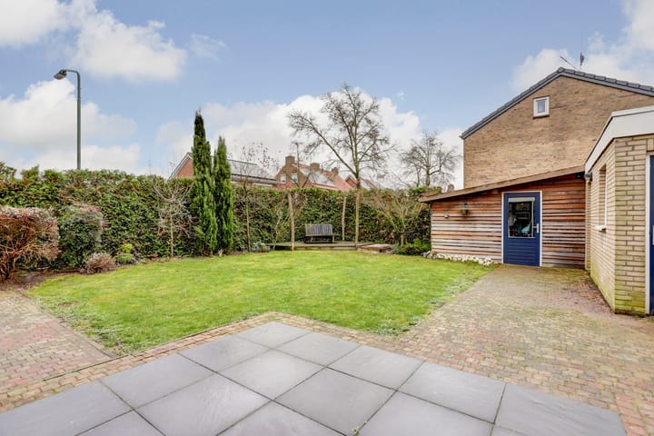 Foto 33 van Leeuweriklaan 17