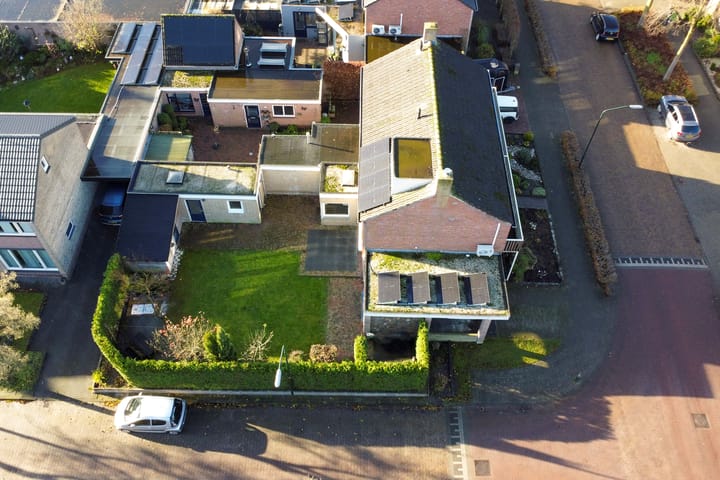 Foto 38 van Leeuweriklaan 17