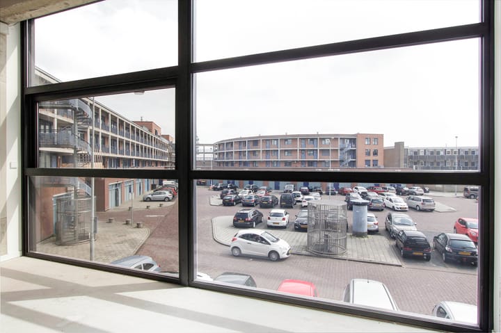 Photo 5 of Pastoor Spieringsstraat 3-S