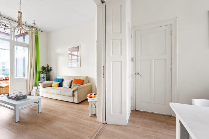 Foto 28 van Haarlemmerstraat 49