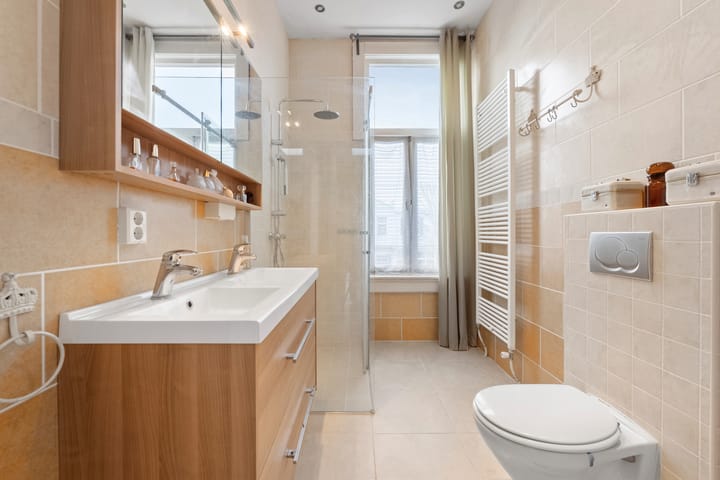 Foto 33 van Haarlemmerstraat 49