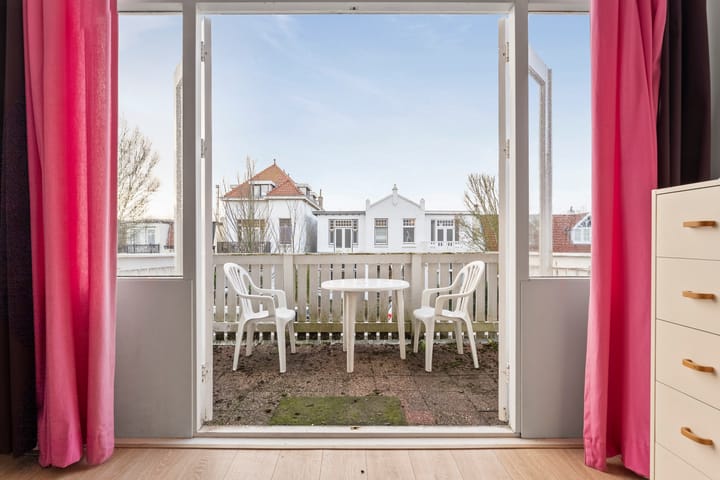 Foto 38 van Haarlemmerstraat 49