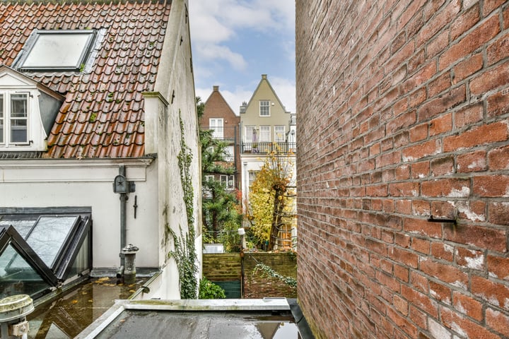 Bekijk foto 13 van Bloemstraat 26-1