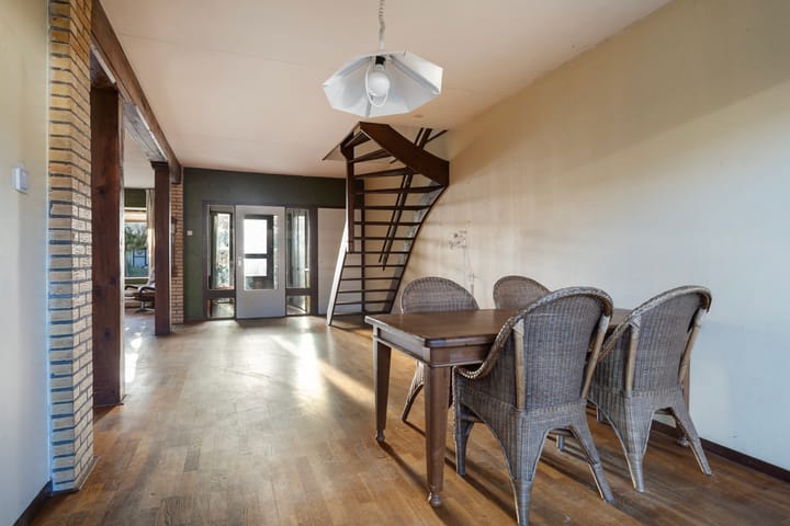 Foto 10 van Jan de Wittstraat 15