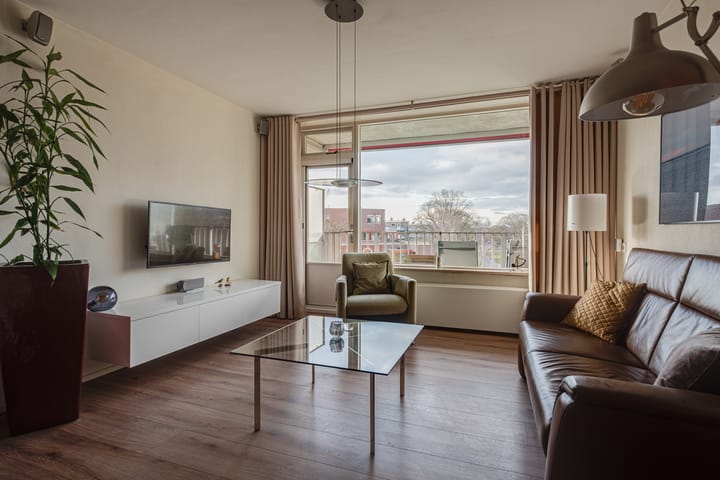 Foto 3 van Aagje Dekenlaan 49