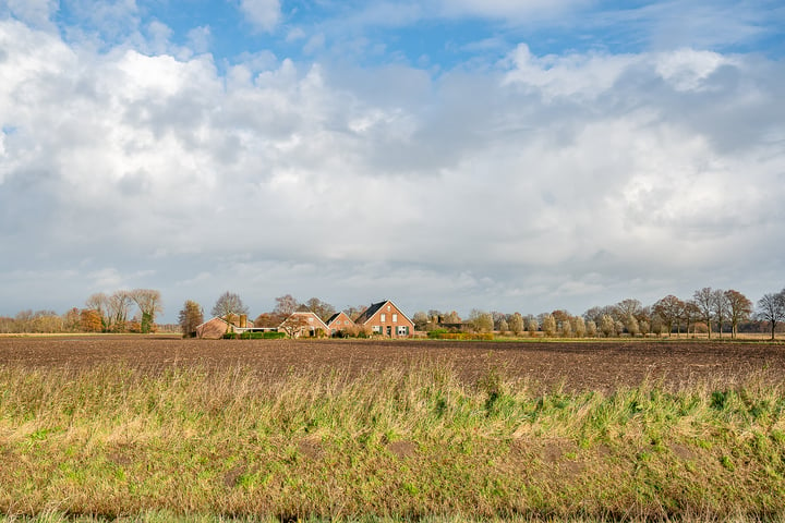 View photo 78 of Aaltenseweg 92