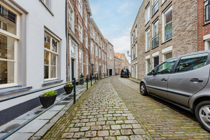 View photo 42 of Gasthuisstraat 44