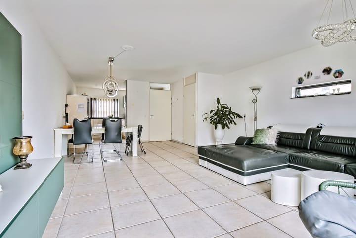 Foto 10 van Simon Carmiggeltstraat 26