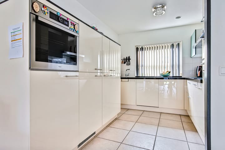 Foto 13 van Simon Carmiggeltstraat 26