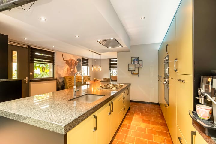 Foto 4 van St.-Annastraat 1