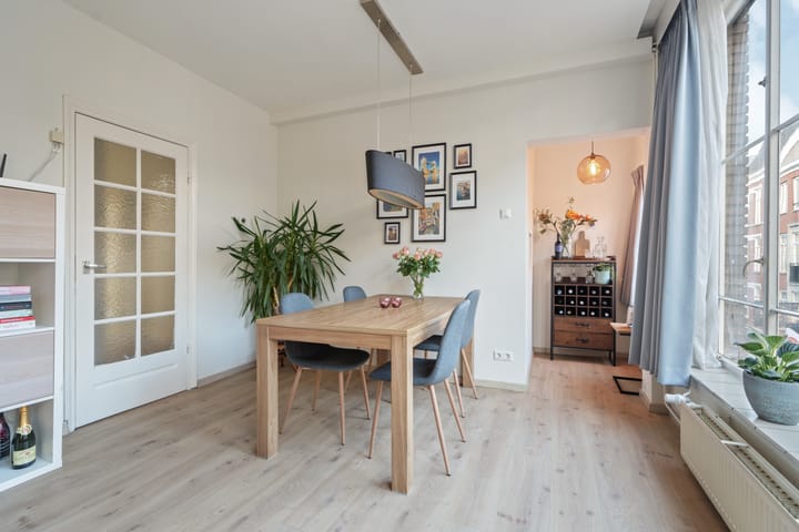 Photo 11 of Koningstraat 64-2