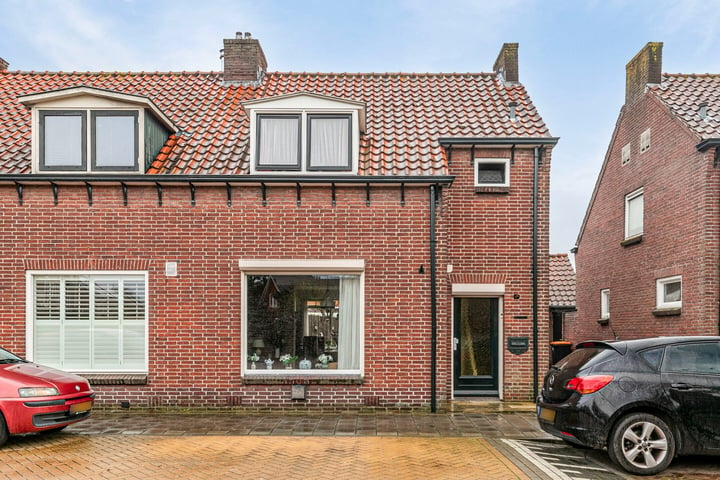 Bekijk foto 1 van Vossenbeldsstraat 18