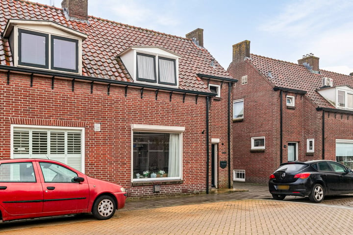 Bekijk foto 22 van Vossenbeldsstraat 18