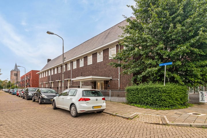 Bekijk foto 1 van Oude Torenstraat 61