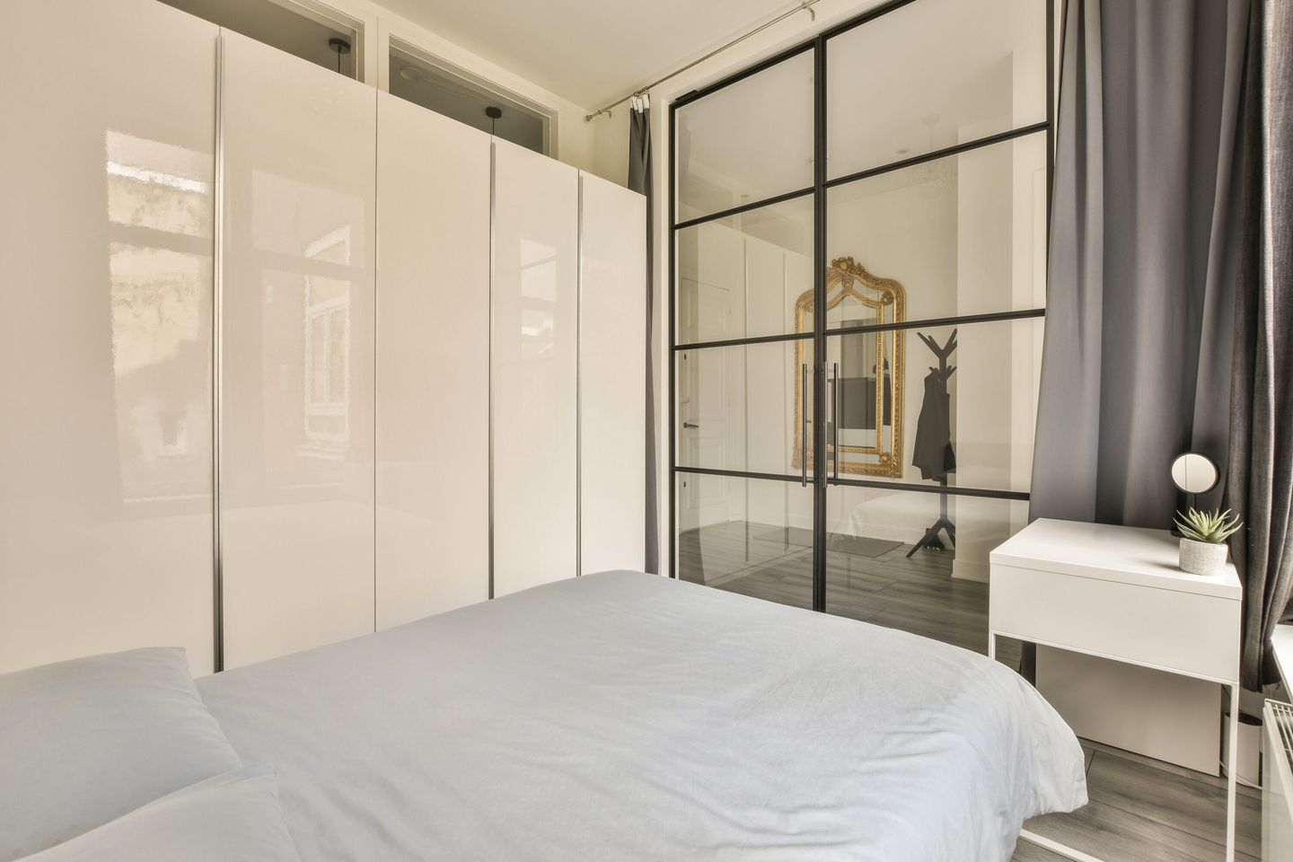 Foto 20 van Plantage Kerklaan 1-2