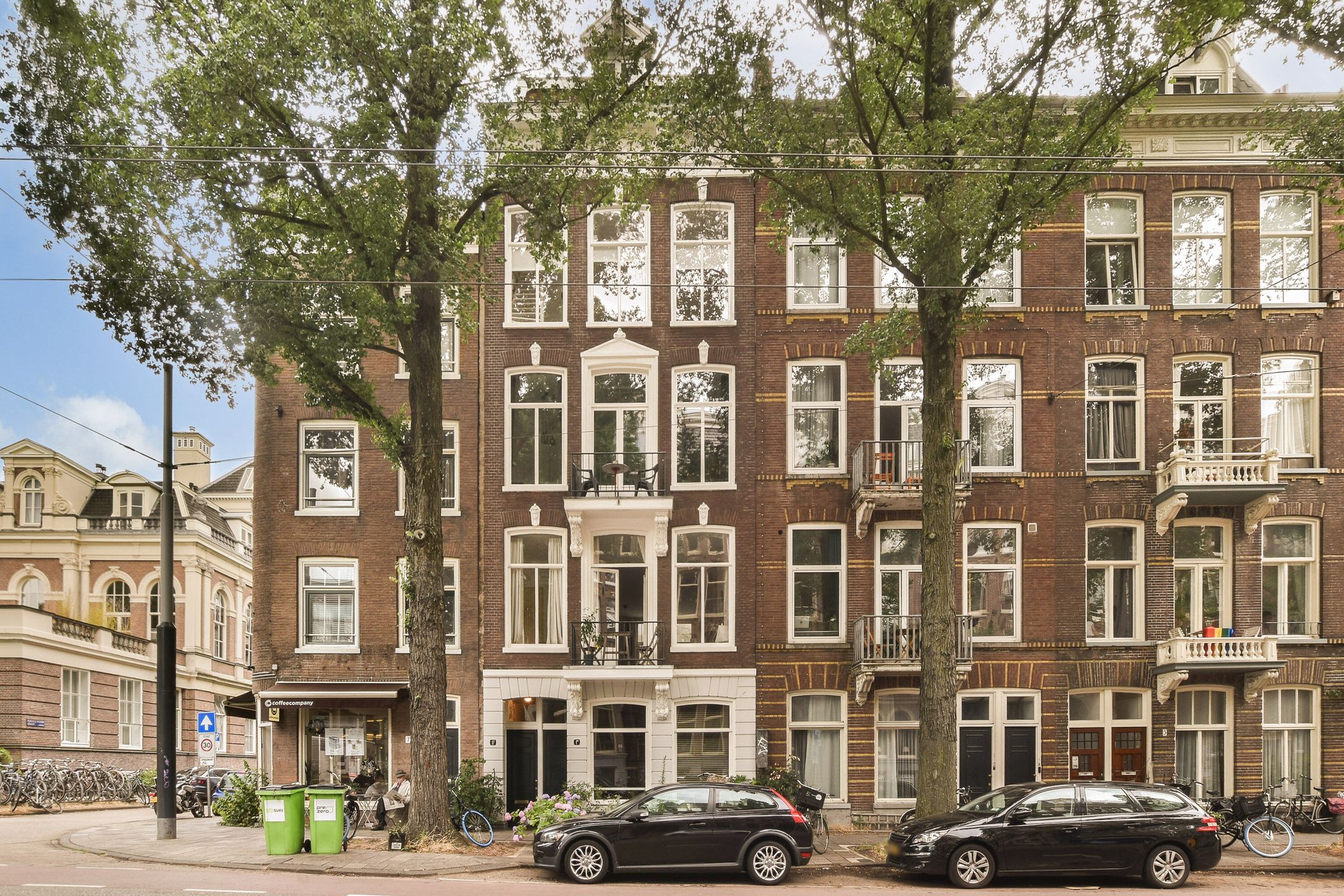 Foto 36 van Plantage Kerklaan 1-2