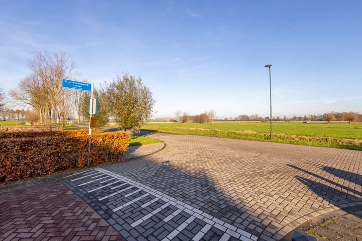 Foto 34 van A. Uittenbogaardstraat 4