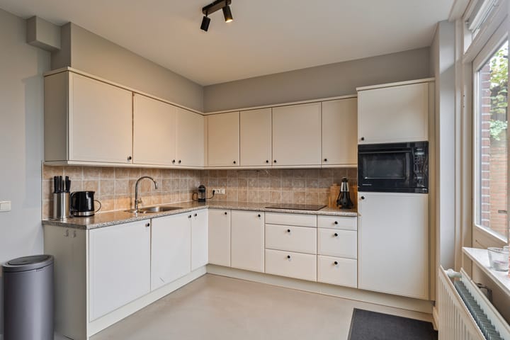 Foto 9 van Haarstraat 165