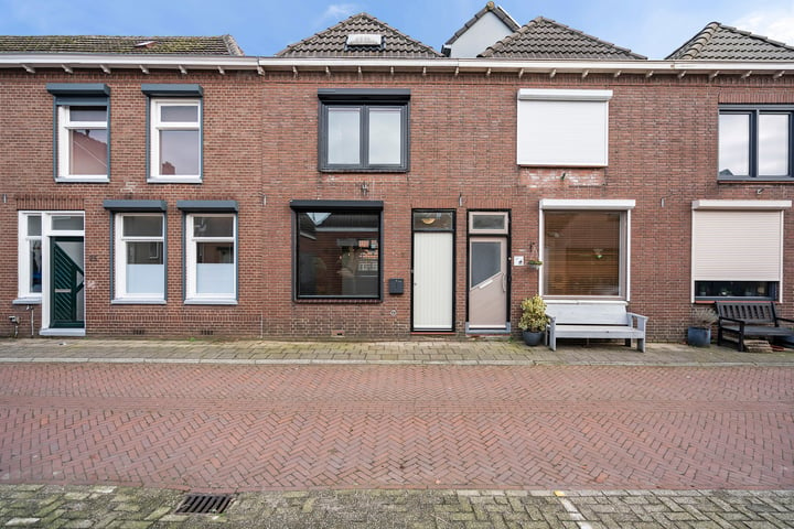 Bekijk foto 1 van Klaas Benninkstraat 27