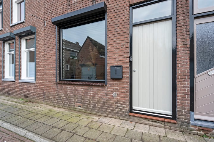 Bekijk foto 9 van Klaas Benninkstraat 27